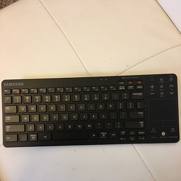 Samsung Smart TV Wireless Keyboard with remote - Picture 2 of 2